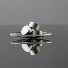 Ruthenium 100 g VAT 0% (storage in duty-free zone)